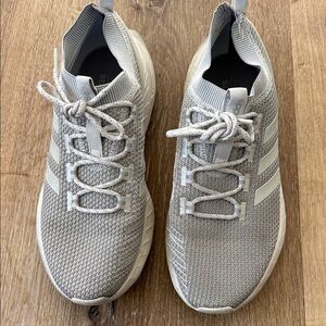 Adidas Men's Light Gray Taupe Knit Sneakers